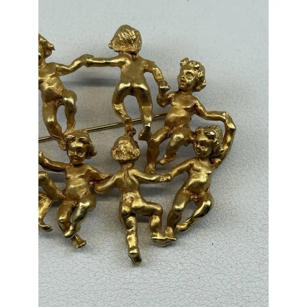 Brushed Gold Tone Vintage Cherubs Brooch